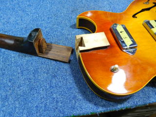 Gibson ES-125 ネックリセット(元起き)、ギターリペア＆ベース修理工房 NINTH( ナインス）東京、高円寺 