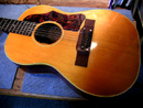 Gibson B-25 12弦ギター