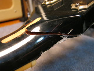 NINTH(ナインス) ネック折れ ギターリペア・ベース修理工房
