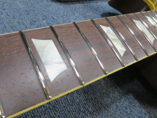 Gibson '52 Les Paul Conversion、フレット交換