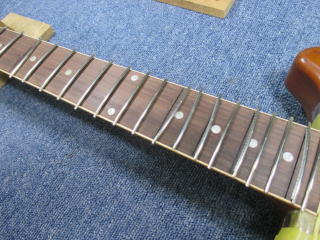 Gibson Les Paul Special、リペア、修理、調整、ナインス、弦高、ネック反り、指板調整
