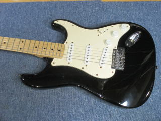 Squier Stratocaster、スクワイア、リペア、修理、調整、弦高、サドル調整、ナインス、東京